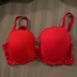 Red Victoria’s Secret lined Demi size 36 DD